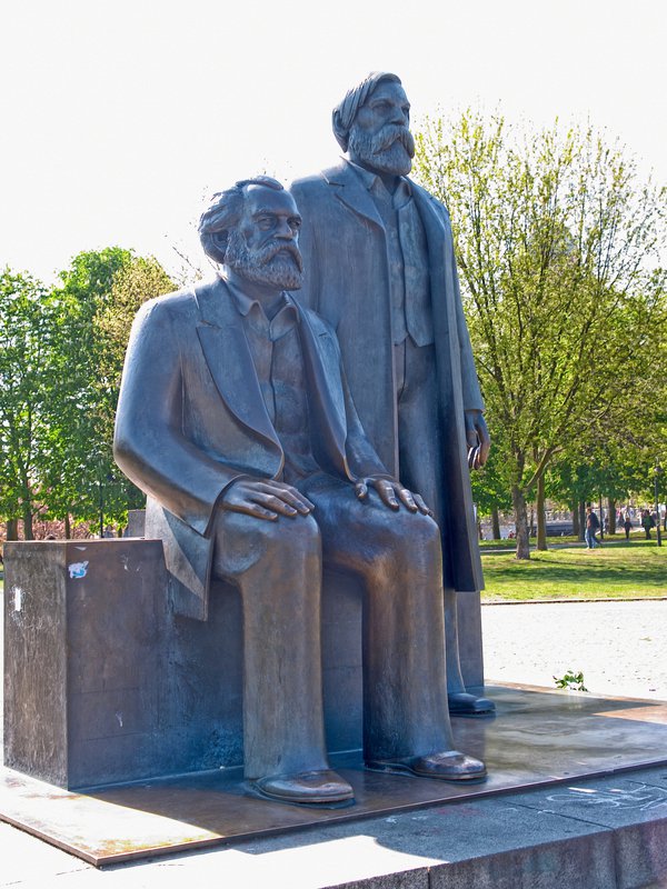 Berlin, Karl Marx, Friedrich Engels